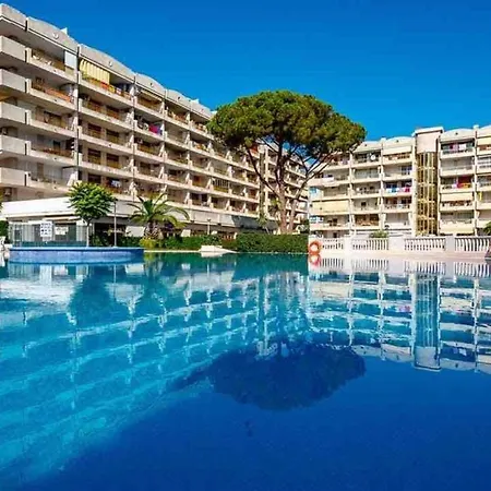 Chill Cozy Warm Pool Port Aventura Apartment